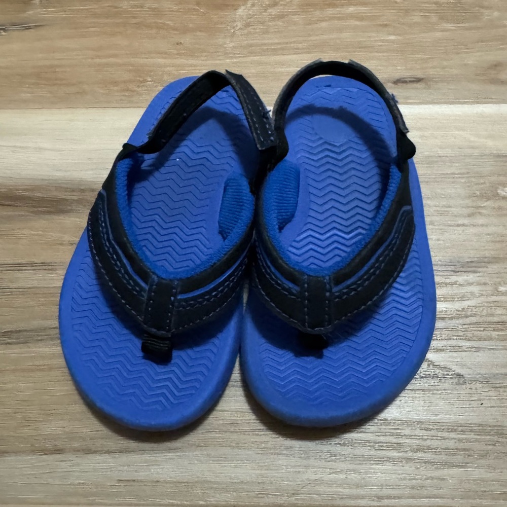 Size 5/6 wonder nation sandals